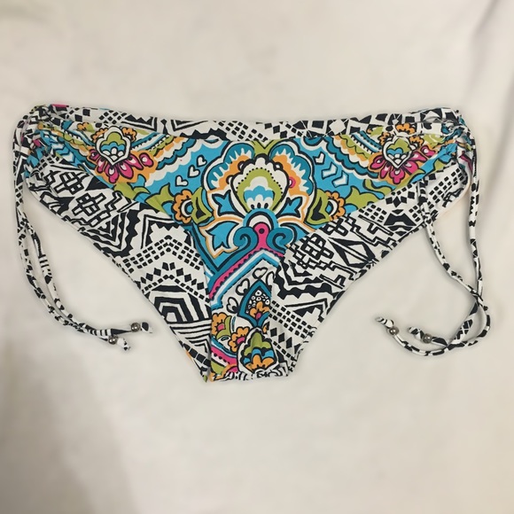 VITAMIN A Swim Reversible Side Tie Bikini Bottom - Picture 3 of 11